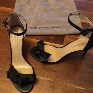 New in Box BCBG MAXAZARIA black high heel shoes